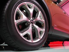 2015款 索兰托L 2.0T GDI 汽油4WD旗舰版 5座 国V