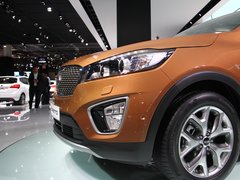 2015款 索兰托L 2.0T GDI 汽油4WD旗舰版 5座 国V