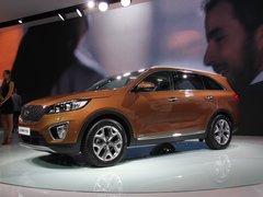 2015款 索兰托L 2.0T GDI 汽油4WD旗舰版 5座 国V
