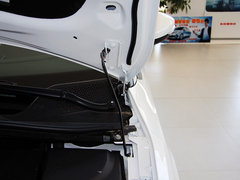 2013款 三厢 1.6L 手动 品尚型