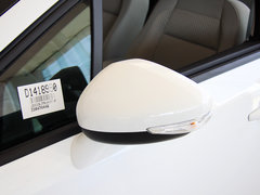 2013款 三厢 1.6L 手动 品尚型
