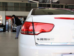 2013款 三厢 1.6L 手动 品尚型