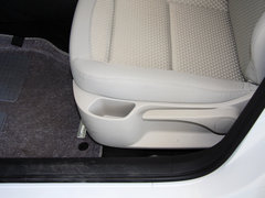 2013款 三厢 1.6L 手动 品尚型