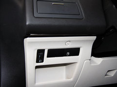 2013款 三厢 1.6L 手动 品尚型