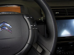2013款 三厢 1.6L 手动 品尚型