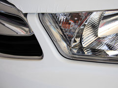 2013款 三厢 1.6L 手动 品尚型