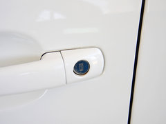 2013款 三厢 1.6L 手动 品尚型