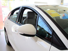 2013款 三厢 1.6L 手动 品尚型