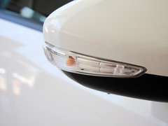 2013款 三厢 1.6L 手动 品尚型