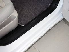 2013款 三厢 1.6L 手动 品尚型