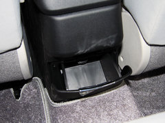 2013款 三厢 1.6L 手动 品尚型