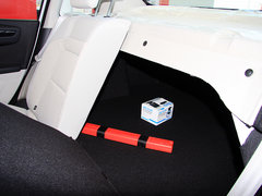 2013款 三厢 1.6L 手动 品尚型