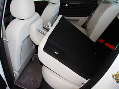 2013款 三厢 1.6L 手动 品尚型