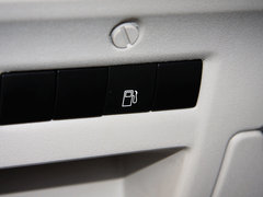 2013款 三厢 1.6L 手动 品尚型