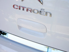 2013款 三厢 1.6L 手动 品尚型