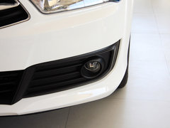 2013款 三厢 1.6L 手动 品尚型