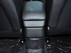 2013款 三厢 1.6L 手动 品尚型