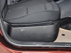 2013款 三厢 1.6L 手动 品尚型