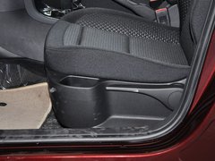 2013款 三厢 1.6L 手动 品尚型