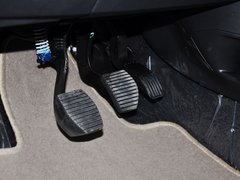 2013款 三厢 1.6L 手动 品尚型
