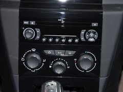2013款 三厢 1.6L 手动 品尚型