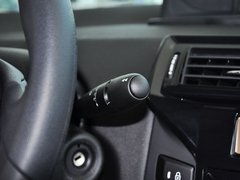 2013款 三厢 1.6L 手动 品尚型