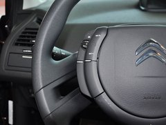 2013款 三厢 1.6L 手动 品尚型