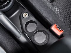 2013款 三厢 1.6L 手动 品尚型