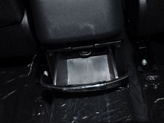 2013款 三厢 1.6L 手动 品尚型