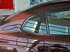2013款 三厢 1.6L 手动 品尚型