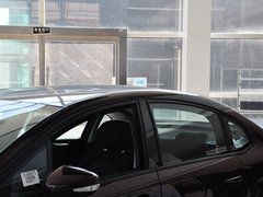 2013款 三厢 1.6L 手动 品尚型
