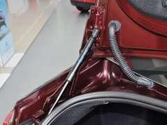 2013款 三厢 1.6L 手动 品尚型