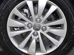 2013款 三厢 1.6L 手动 品尚型