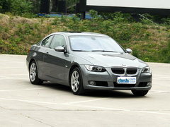 2007款 325i 2.5L 双门轿跑车