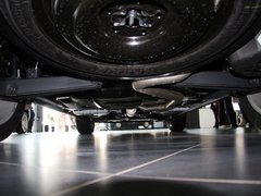 2013款 2.4L 自动 两驱尊尚版 7座