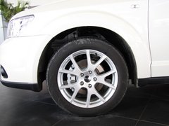 2013款 2.4L 自动 两驱尊尚版 7座