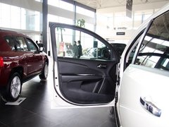 2013款 2.4L 自动 两驱尊尚版 7座