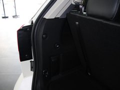 2013款 2.4L 自动 两驱尊尚版 7座