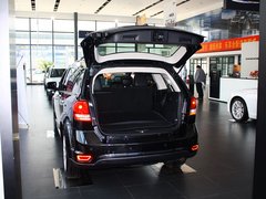 2013款 2.4L 自动 两驱尊尚版 7座