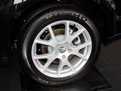 2013款 2.4L 自动 两驱尊尚版 7座