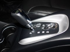 2013款 2.4L 自动 两驱尊尚版 7座