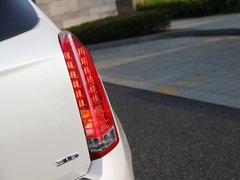 2013款 3.6L 自动 旗舰型 5座