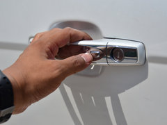 2013款 3.6L 自动 旗舰型 5座