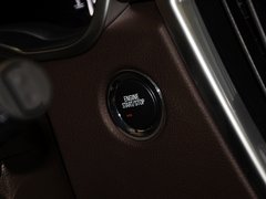 2013款 3.0L 自动 领先型 5座