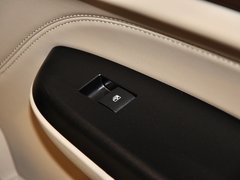 2013款 3.0L 自动 领先型 5座
