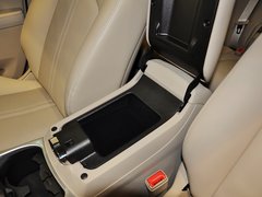2013款 3.0L 自动 领先型 5座