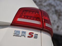 2013款 1.8T 手动 新锐版