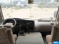 2013款 4.0L 手动 汽油豪华版 20座