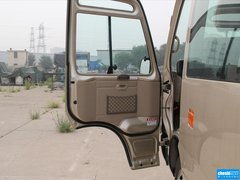 2013款 4.0L 手动 汽油豪华版 20座