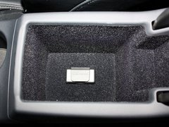 奥迪Q3 2013款 2.0T 35 TFSI quattro舒适型 5座